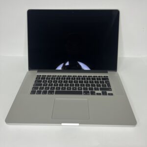 Apple MacBook Pro 15.4 Intel i7 16 GB / 256GB / Silver (A1398)