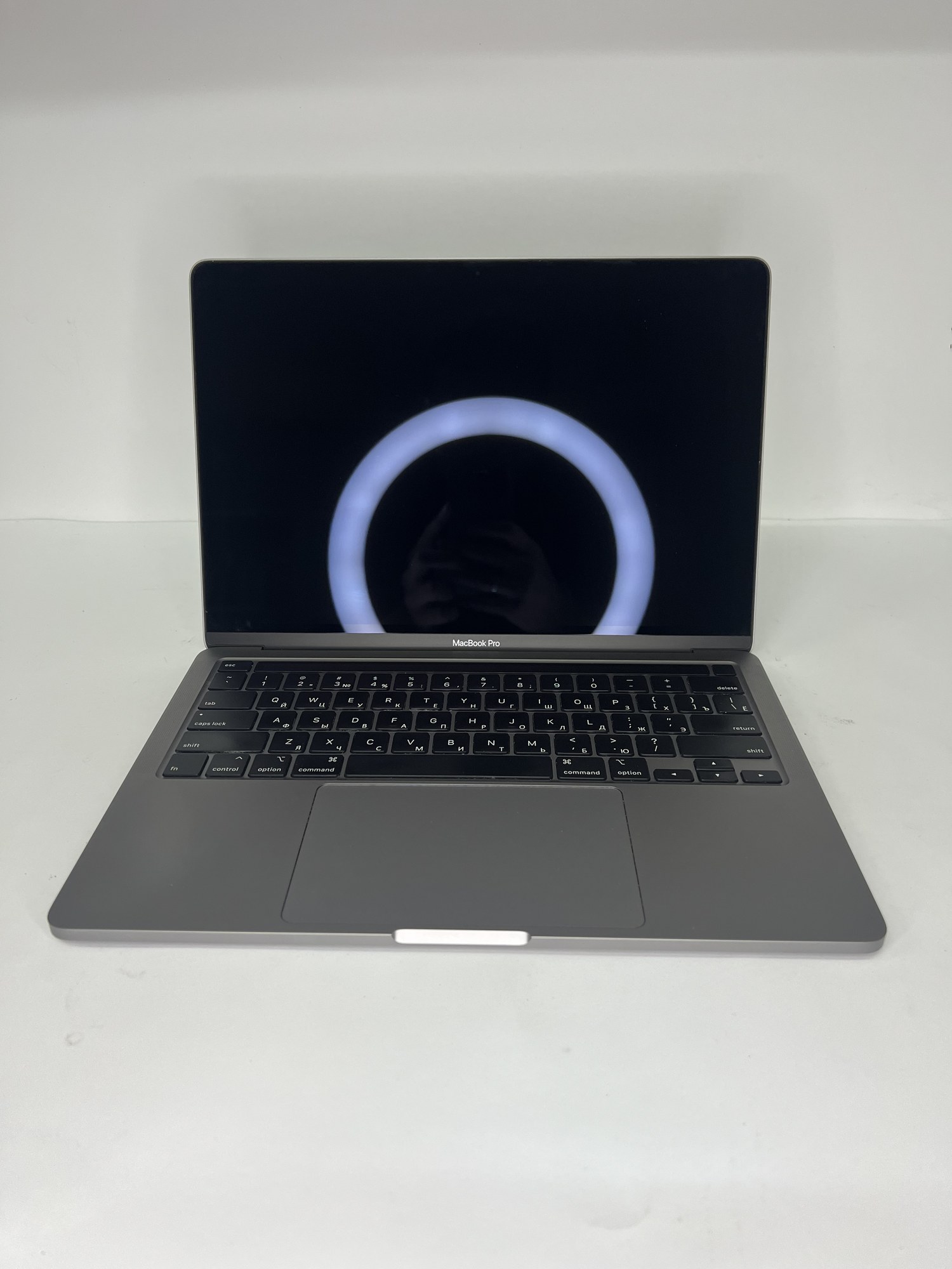 Apple MacBook Pro 13.3 Intel i5 8 GB / 256GB / Space Gray (A2289)