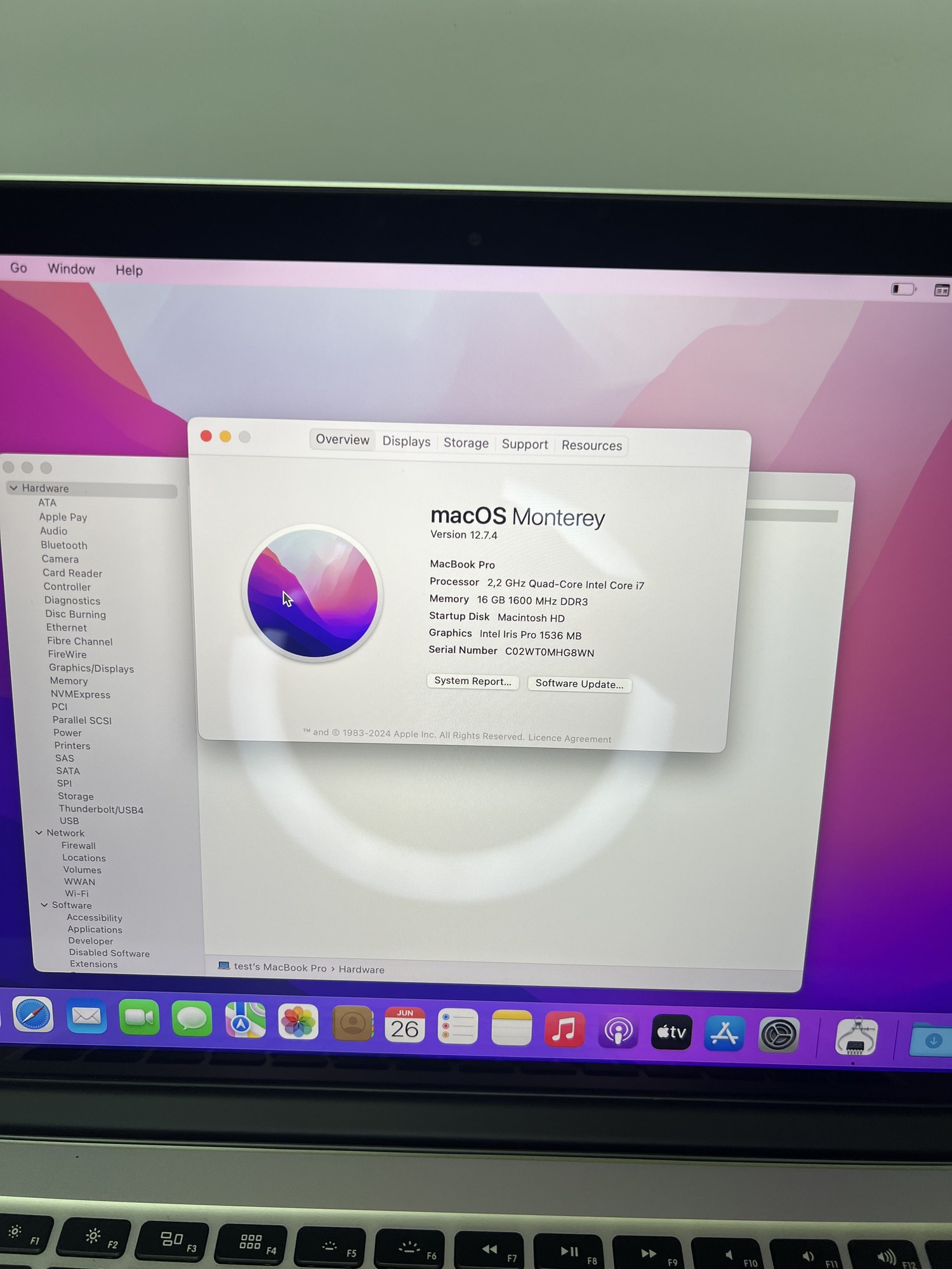 Apple MacBook Pro 15.4 Intel i7 16 GB / 256GB / Silver (A1398)