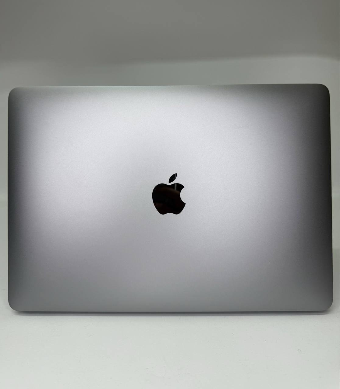 Apple MacBook Air 13.3 M1 8 GB / 256GB / Space Gray (A2337)