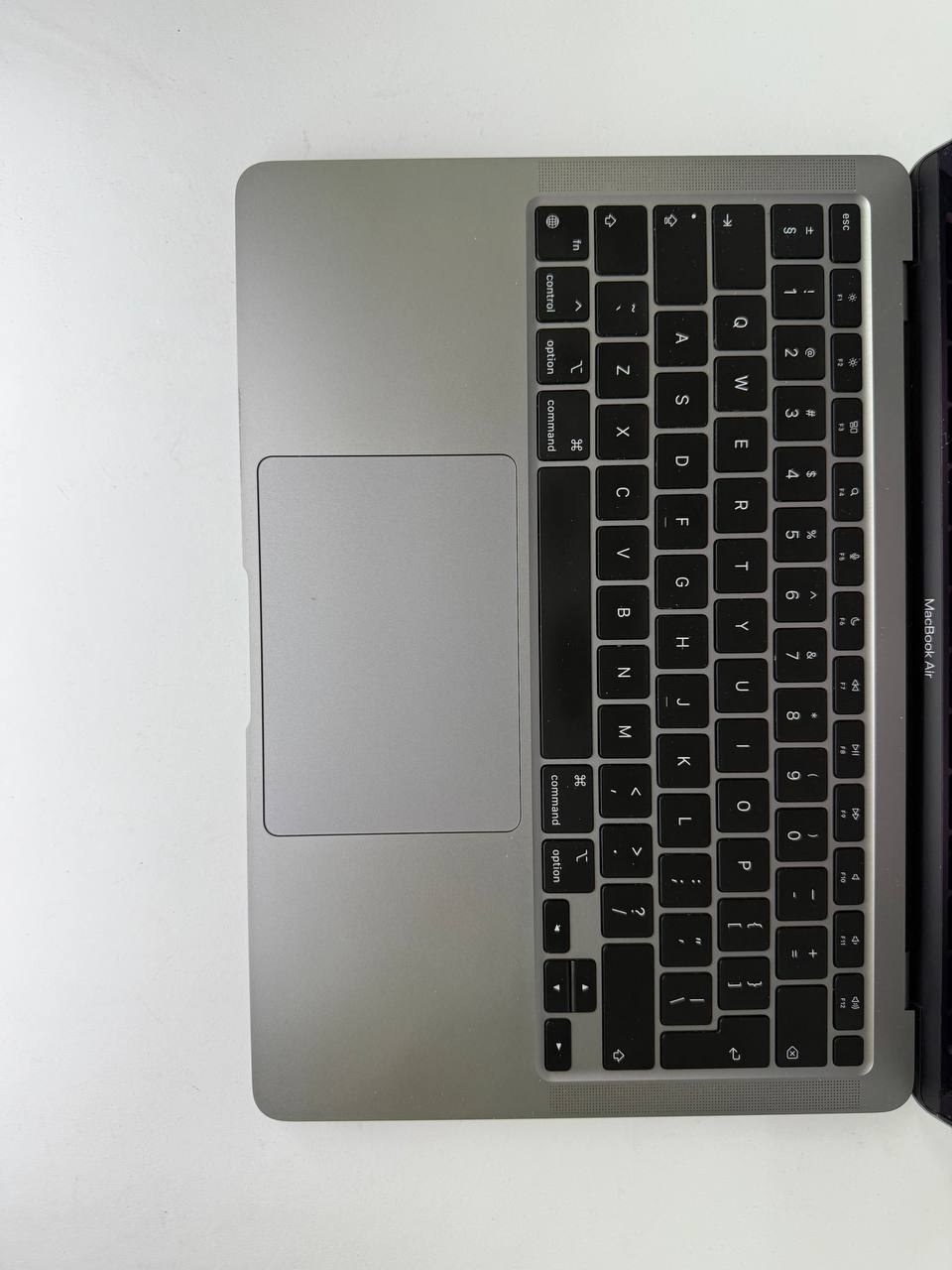 Apple MacBook Air 13.3 M1 8 GB / 256GB / Space Gray (A2337)
