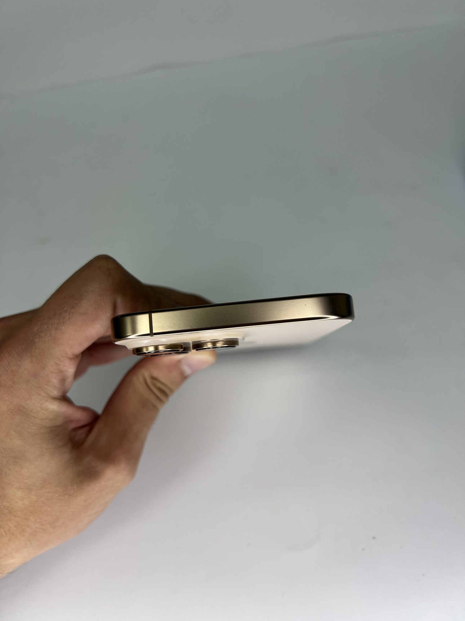 Apple iPhone 16 Pro Max 8 GB / 256GB / Desert (MYWJ3J/A)