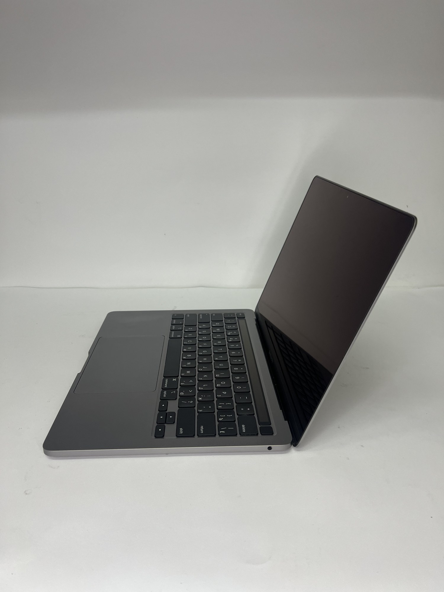 Apple MacBook Pro 13.3 Intel i5 8 GB / 256GB / Space Gray (A2289)
